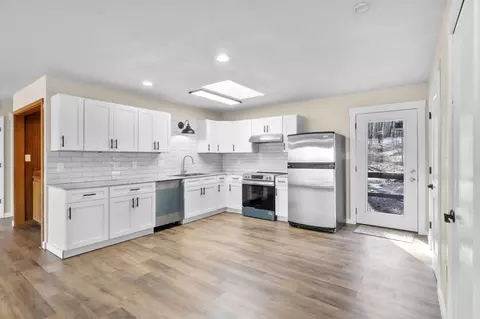 Kitchen - 2409 Tannenbaum Rd, Drasco, AR 72530 photo 2 of 4