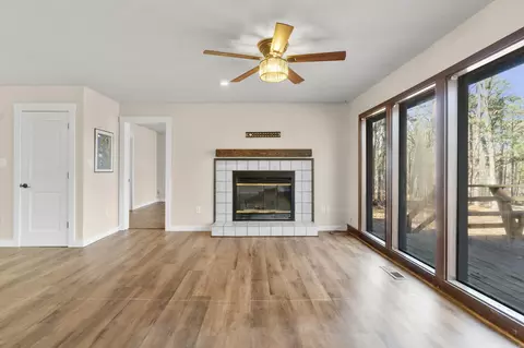 Living - 2409 Tannenbaum Rd, Drasco, AR 72530 photo 3 of 4
