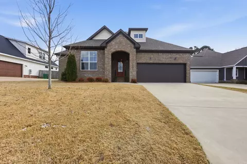 1153 Essex Dr, Benton, AR 72019