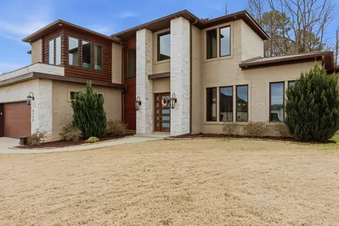 6736 Hilo Ave, Benton, AR 72019