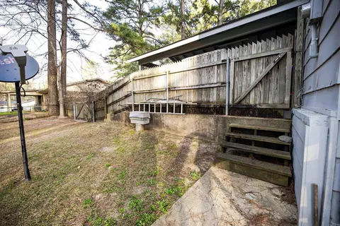 1327 Pine Cir, Smackover, AR 71762 photo 26