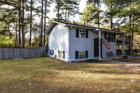 1327 Pine Cir, Smackover, AR 71762 photo 4