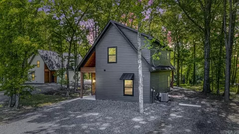 197 Sunshine Ln, Pangburn, AR 72121