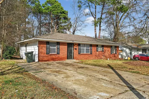 8704 Duncan Dr, Little Rock, AR 72209