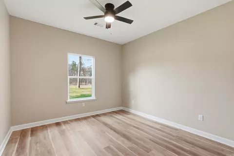 Bedroom - 158 E Dodson Rd, Arkadelphia, AR 71923 photo 2 of 2