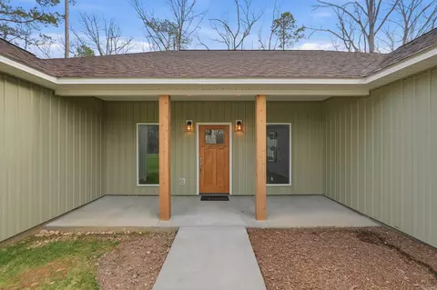 Exterior - 158 E Dodson Rd, Arkadelphia, AR 71923 photo 3 of 8