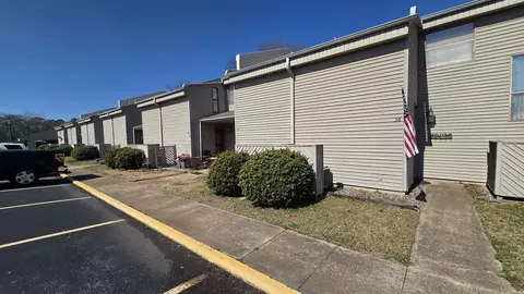 135 Hillview Apt 38 Dr #38, Fairfield Bay, AR 72088