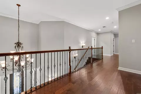 Entry Way - 9040 Naples Cv, Benton, AR 72019 photo 6 of 10