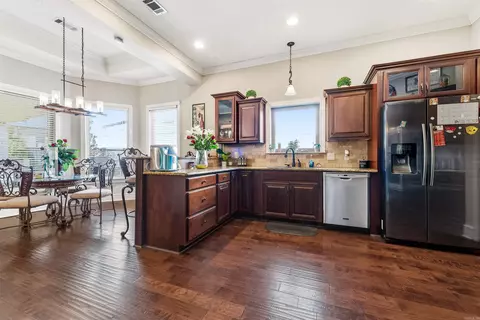 Kitchen - 9040 Naples Cv, Benton, AR 72019 photo 1 of 2