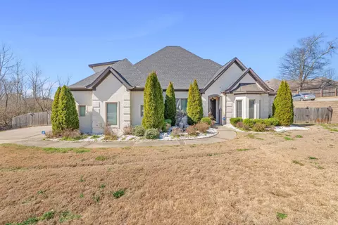 Exterior - 9040 Naples Cv, Benton, AR 72019 photo 2 of 6