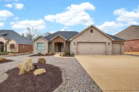 34 Algeciras Ln, Hot Springs Village, AR 71909