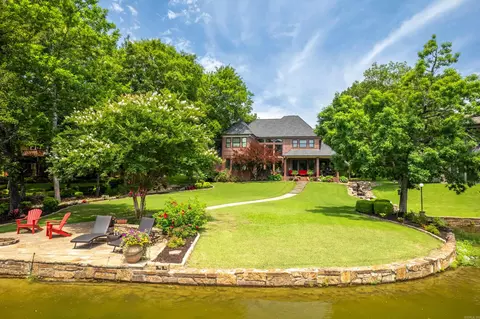 34 Stonegate Shores Dr, Hot Springs, AR 71913