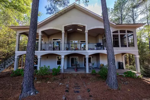 4 Poema Ln, Hot Springs Village, AR 71909