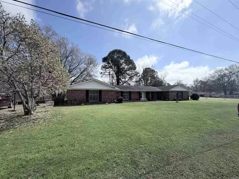 205 3rd Ave, Murfreesboro, AR 71958