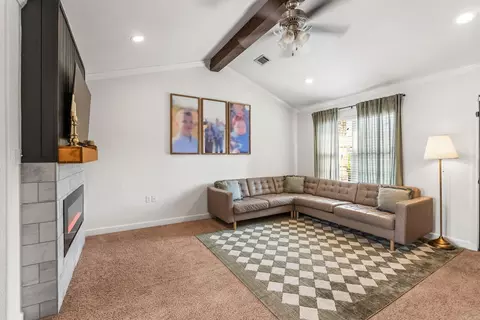 Living - 16 Whitetail Dr, Ward, AR 72176 photo 2 of 2