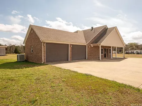 Exterior - 3 Conrad Cv, Conway, AR 72032 photo 7 of 10