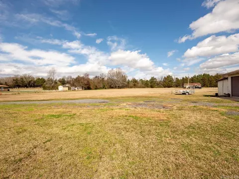 Exterior - 3 Conrad Cv, Conway, AR 72032 photo 8 of 10