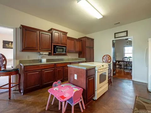 Kitchen - 3 Conrad Cv, Conway, AR 72032 photo 1 of 3