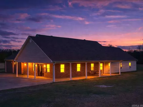 Exterior - 3 Conrad Cv, Conway, AR 72032 photo 9 of 10