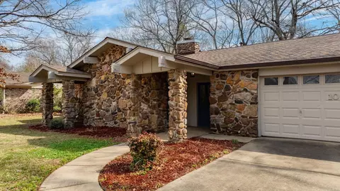 10 Forrest Ln, Conway, AR 72034 photo 3