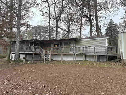 141 Red Oak St, Malvern, AR 72104