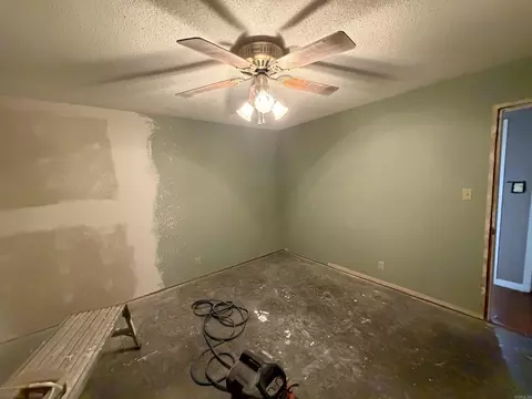 Bedroom - 620 Dock St, Rector, AR 72461 photo 4 of 5