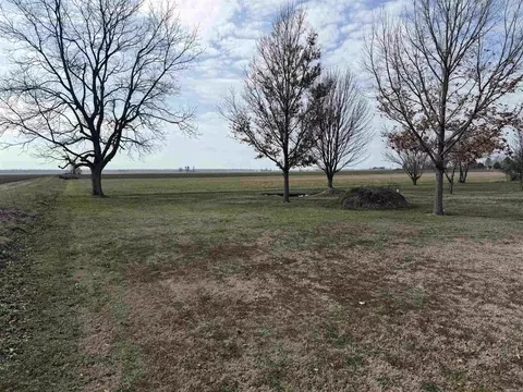 Exterior - 620 Dock St, Rector, AR 72461 photo 3 of 9