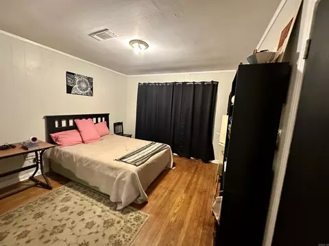 Bedroom - 1512 W 23rd Ave, Pine Bluff, AR 71603 photo 2 of 6