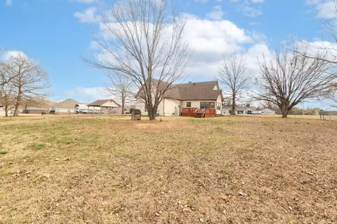 Exterior - 11 Circle B Dr, Ward, AR 72176 photo 8 of 11