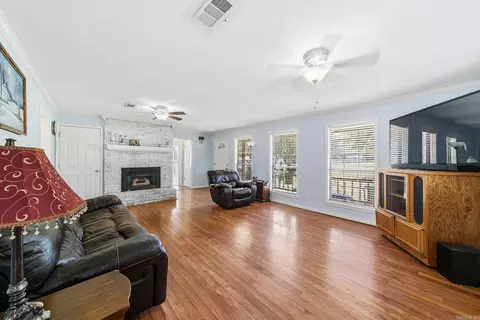 Living - 11 Circle B Dr, Ward, AR 72176 photo 4 of 5