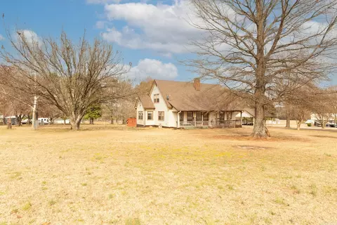 Exterior - 11 Circle B Dr, Ward, AR 72176 photo 7 of 11