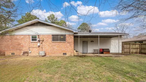Exterior - 2505 Robinson, Conway, AR 72034 photo 3 of 5