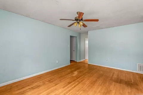 Living - 2505 Robinson, Conway, AR 72034 photo 1 of 2