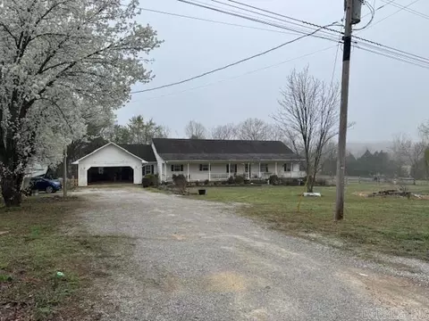 4017 Country Club Rd, Pocahontas, AR 72455