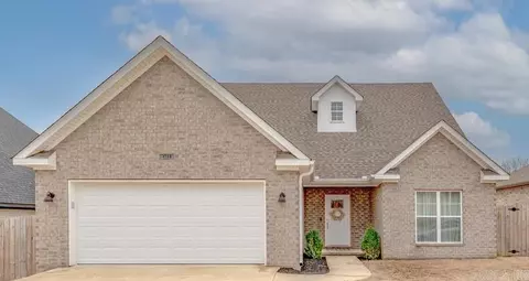 4725 Edgemont Dr, Jonesboro, AR 72401