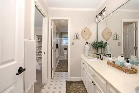 Bath - 39 Longmeadow, Pine Bluff, AR 71603 photo 6 of 7