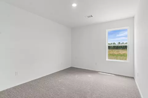 Bedroom - 110 Powder River Dr, Beebe, AR 72012 photo 3 of 6