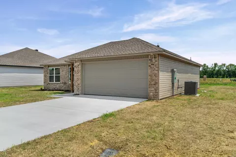 Exterior - 110 Powder River Dr, Beebe, AR 72012 photo 3 of 4