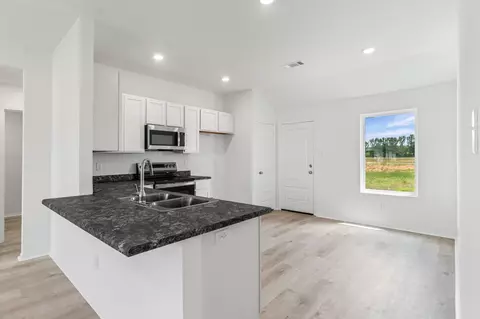 Kitchen - 110 Powder River Dr, Beebe, AR 72012 photo 1 of 5