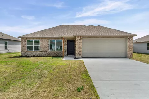 110 Powder River Dr, Beebe, AR 72012