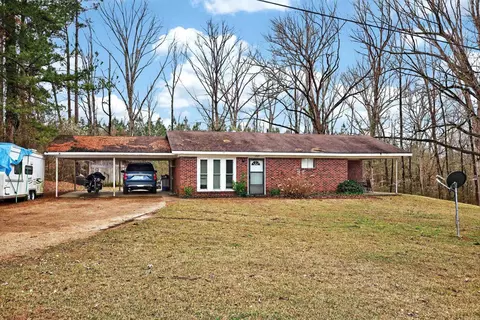 1029 Center Point Rd, Gurdon, AR 71743