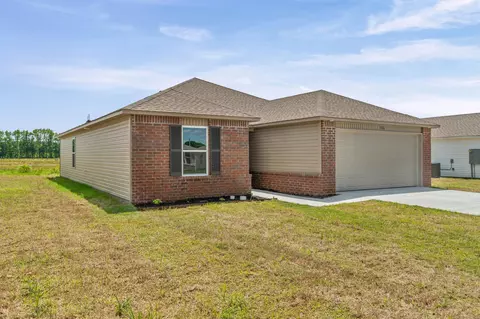 Exterior - 106 Powder River Dr, Beebe, AR 72012 photo 2 of 4