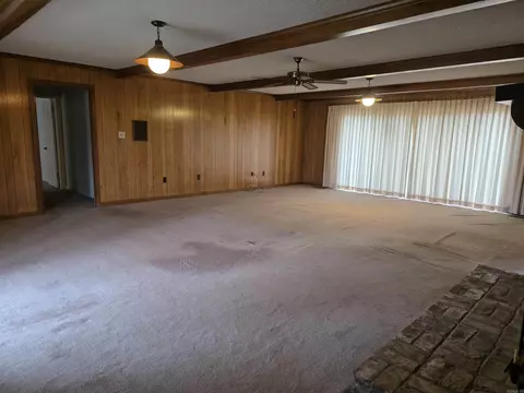 Living - 305 Highway 140 E, Marked Tree, AR 72365 photo 1 of 3