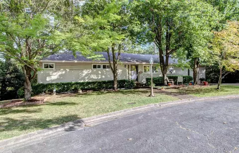 109 Winnwood Rd, Little Rock, AR 72207