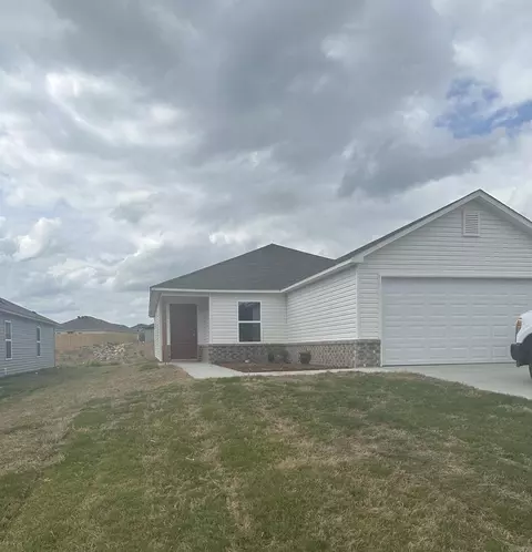 8072 Chesapeake Trl, Bauxite, AR 72011