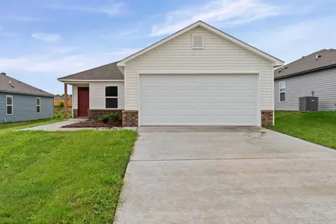 8072 Chesapeake Trl, Bauxite, AR 72011