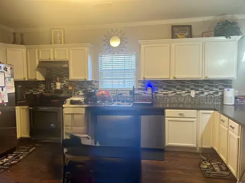 Kitchen - 908 E Pine St, Gurdon, AR 71743 photo 2 of 2