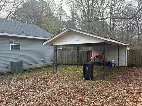 Exterior - 908 E Pine St, Gurdon, AR 71743 photo 10 of 12