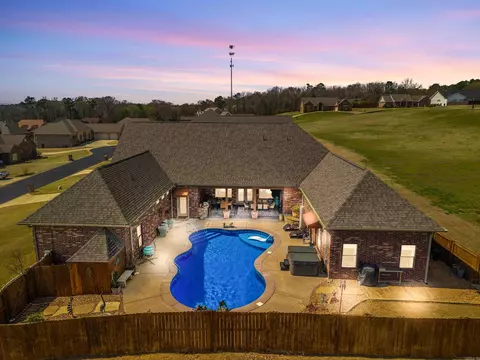 108 Vector Ln, Hot Springs, AR 71913