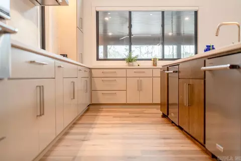 Kitchen - 71 Buckhead Trl, Drasco, AR 72543 photo 7 of 7